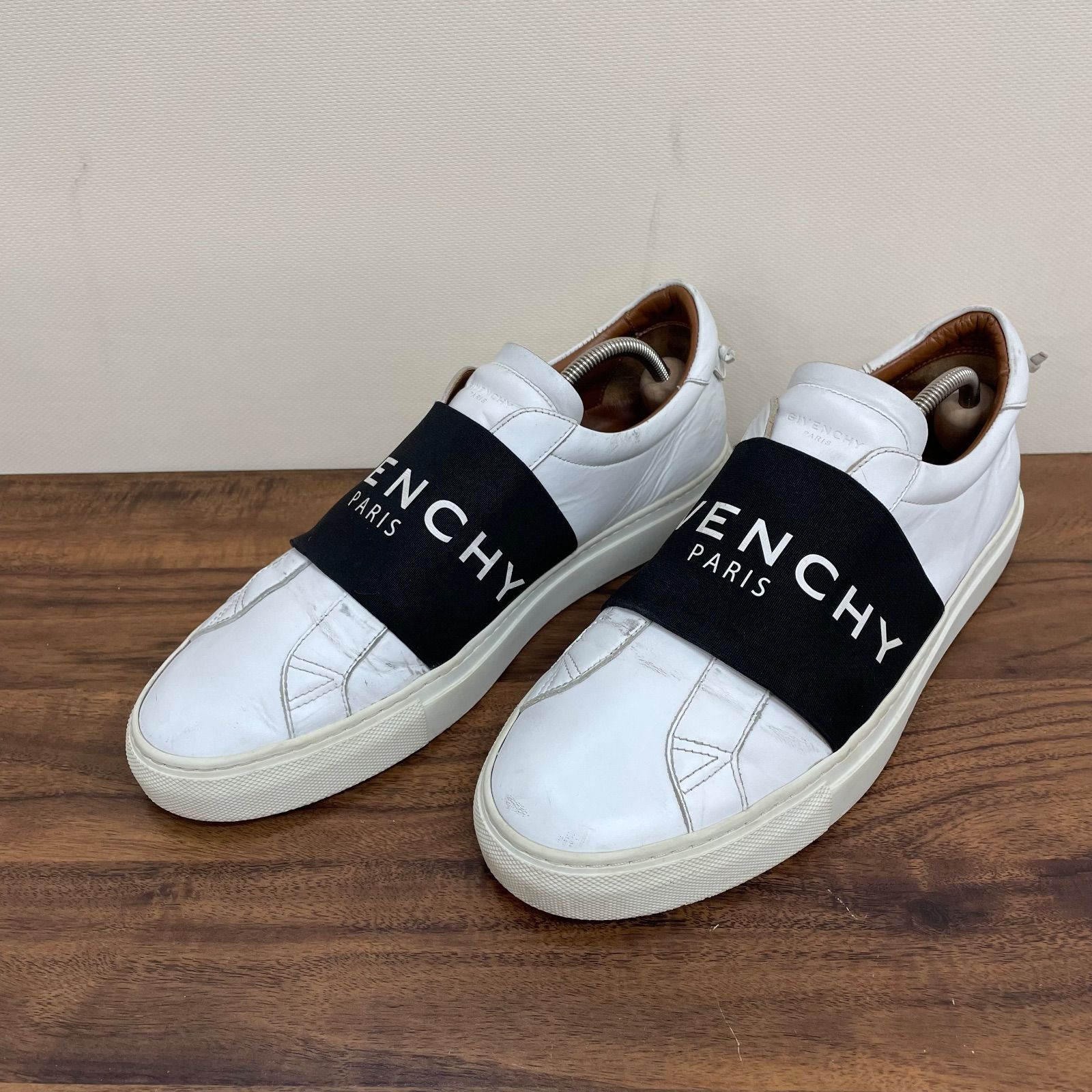 GIVENCHY シティ スニーカー ロゴ スリッポン レザー 白　35 19282274_54561373_600.jpg