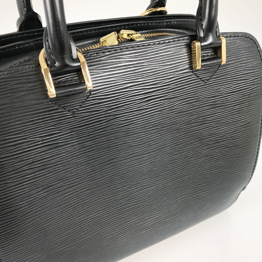 ルイ・ヴィトン LOUIS VUITTON エピ ポンヌフ M52052 レザー