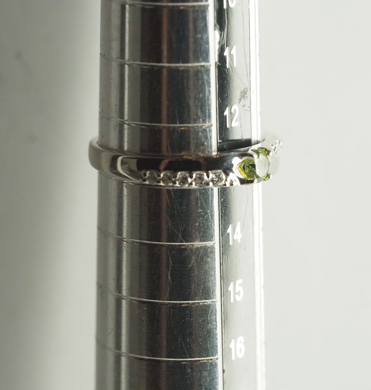 Pt900 天然デマントイドガーネット&ダイヤモンドリング ソーティング