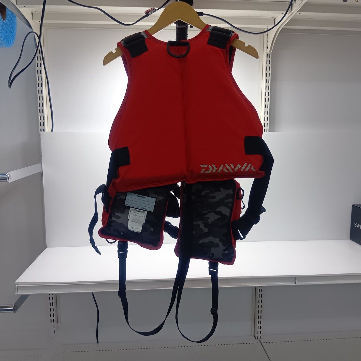 DAIWA ダイワ ライフジャケット DF-6406 - メルカリ