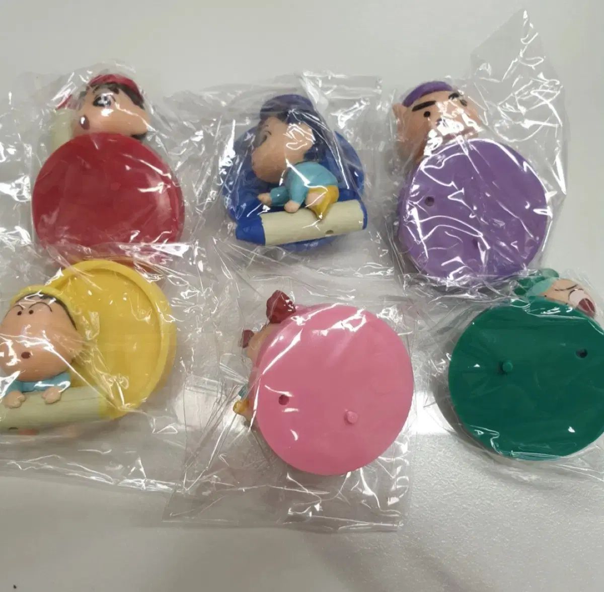 クレヨンしんちゃん　フィギュア新品未開封セット クレヨンしんちゃん フィギュア 未開封 6種 SET セット 出品 - メルカリ