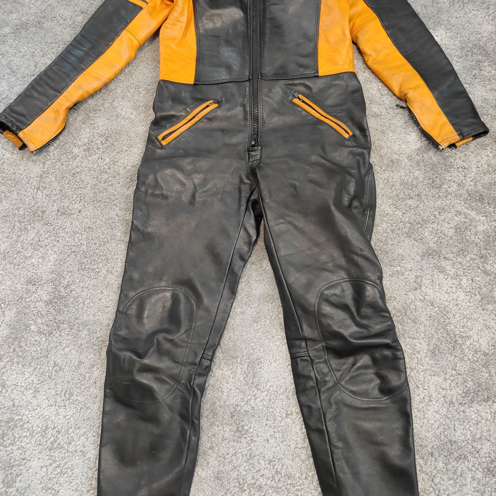 【size:L】フランス製 FURYGAN フリュガン レザー レーシングスーツ FURYGAN フュリガン レーシングスーツ 革 ツナギ バイク バイカー