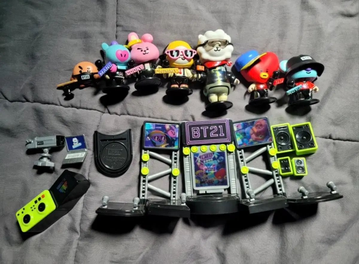 BT21 フィギュア 8体セット BT21 フィギュア 8体セット BT21 ＜＜数量限定＞＞BT21 ベビーモニター