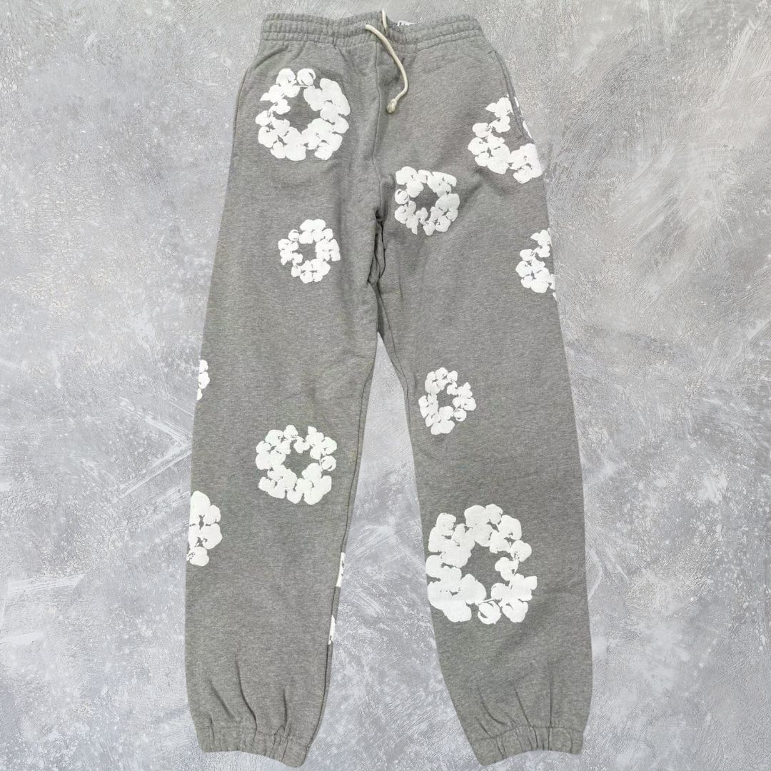 DENIM TEARS 花柄スウェットパンツ S Denim Tears】花柄 コットンリーススウェットパンツ (Denim Tears