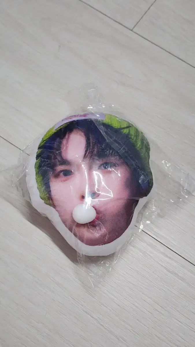 爆買い，安い NCT 127（イリチル ）ドヨン(DOYOUNG) 風船ガム クッションキーホルダー その他