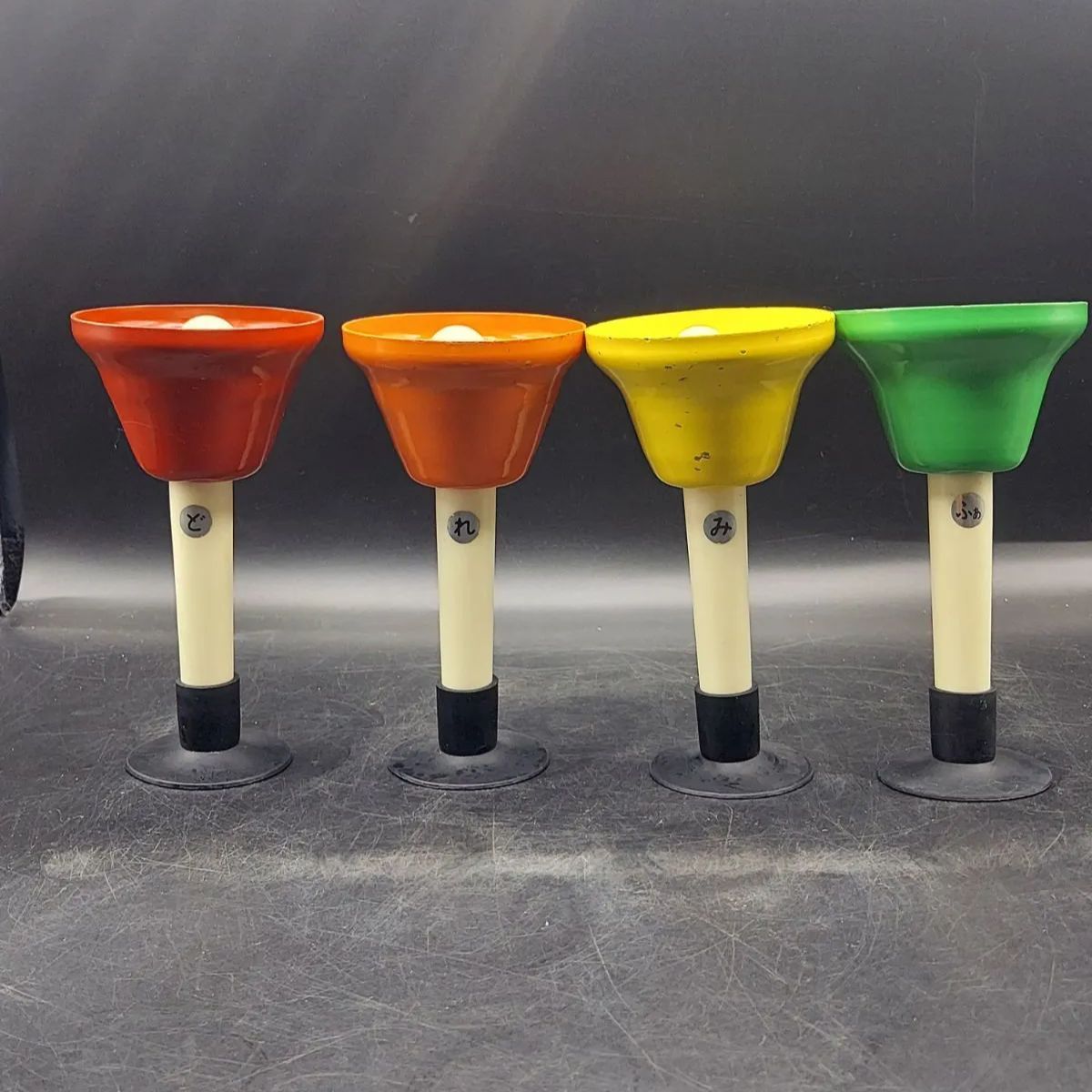 美品 河合楽器 メロディーベル ハンドベル 1401 8音 3セット 生産終了品 河合楽器（カワイ） メロディーベル カワイおもちゃ商品一覧｜kawaiの