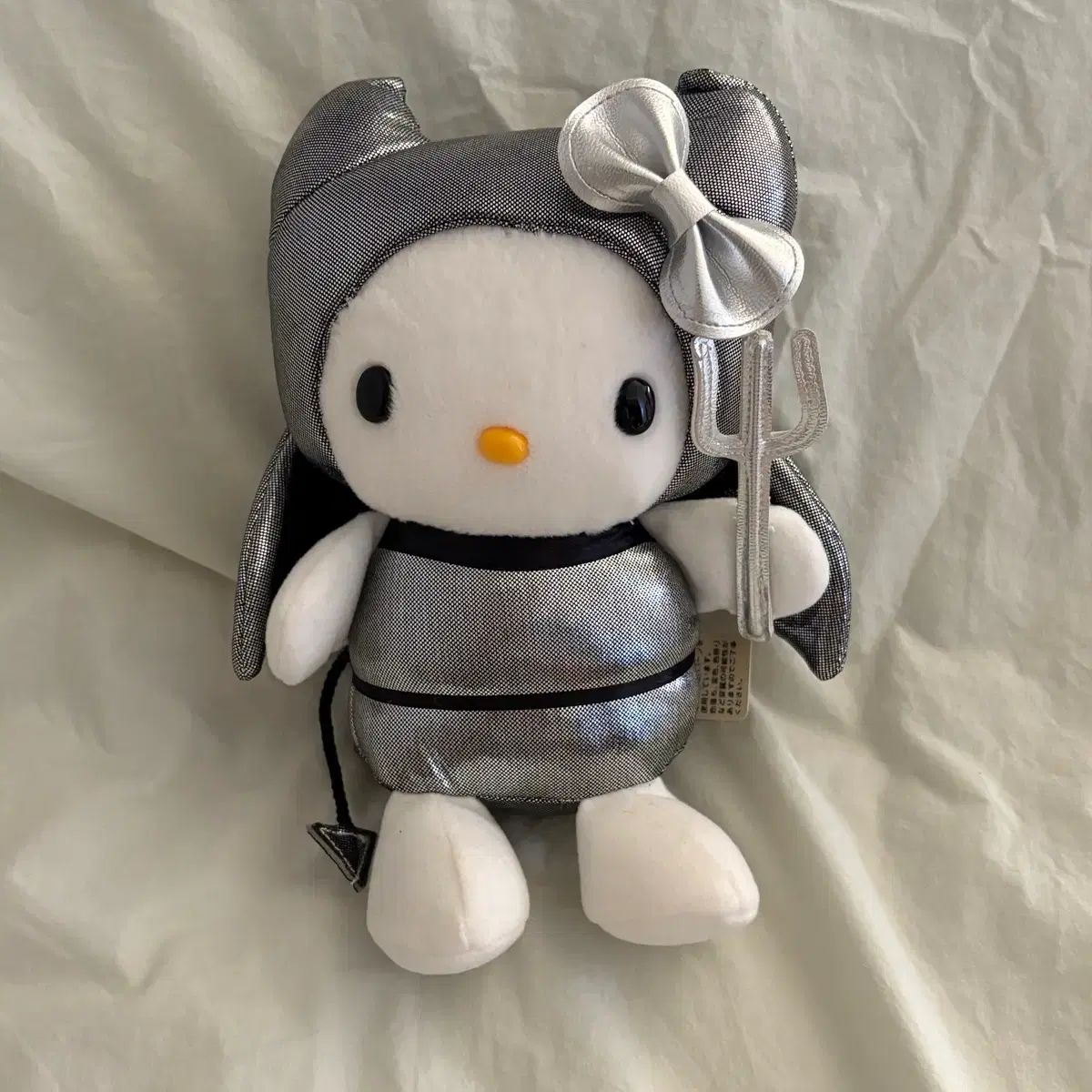 ハローキティ ぬいぐるみ 小悪魔 サンリオ(SANRIO) サンリオ メルカリ - 平成レトロ 新品未使用 キティ マスコ 天使 レトロ : 小悪魔(天使小悪魔 インテリア