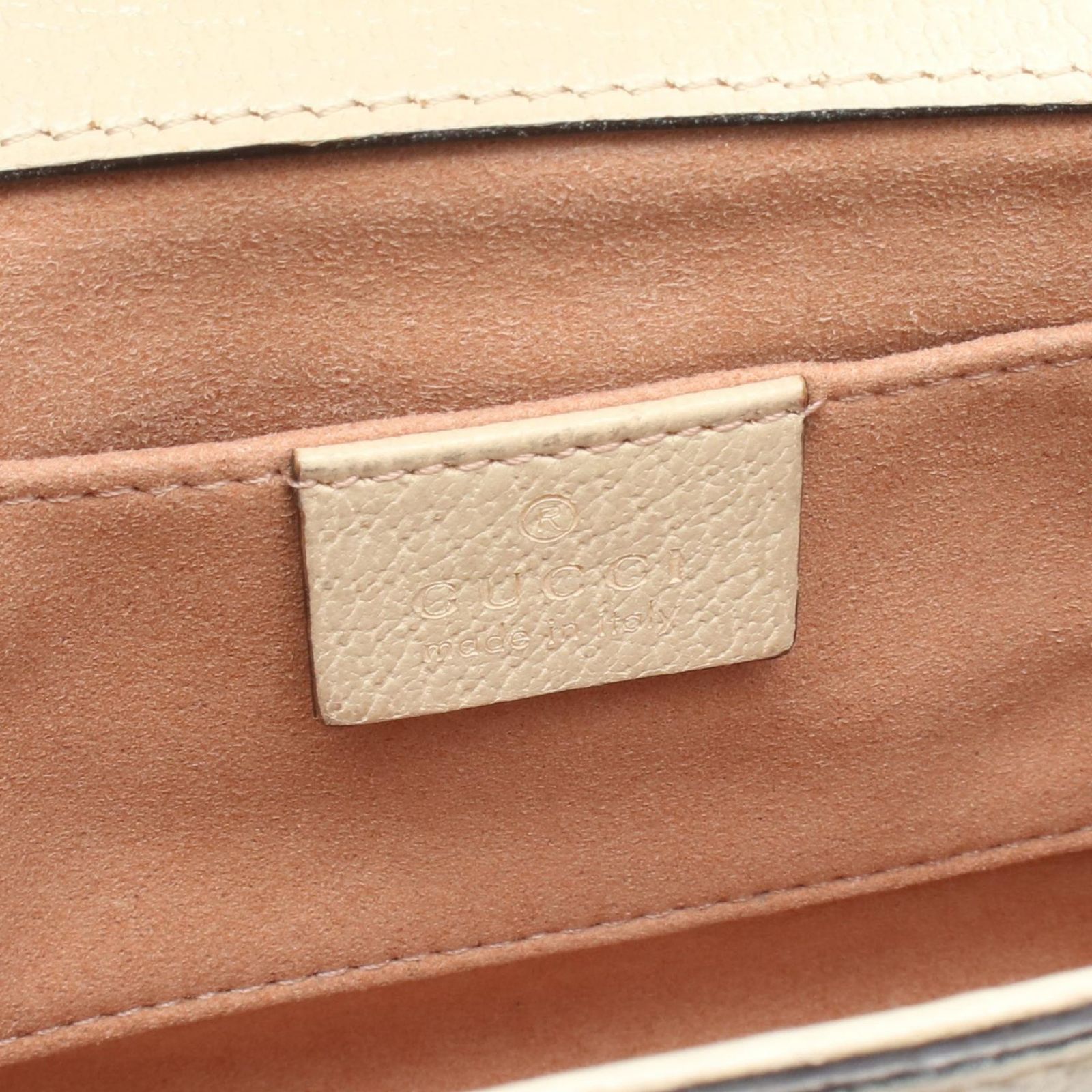 GUCCI ベージュレザーショルダーバッグ GUCCI グッチ インターロッキングG ショルダーバッグ レザー ベージュ