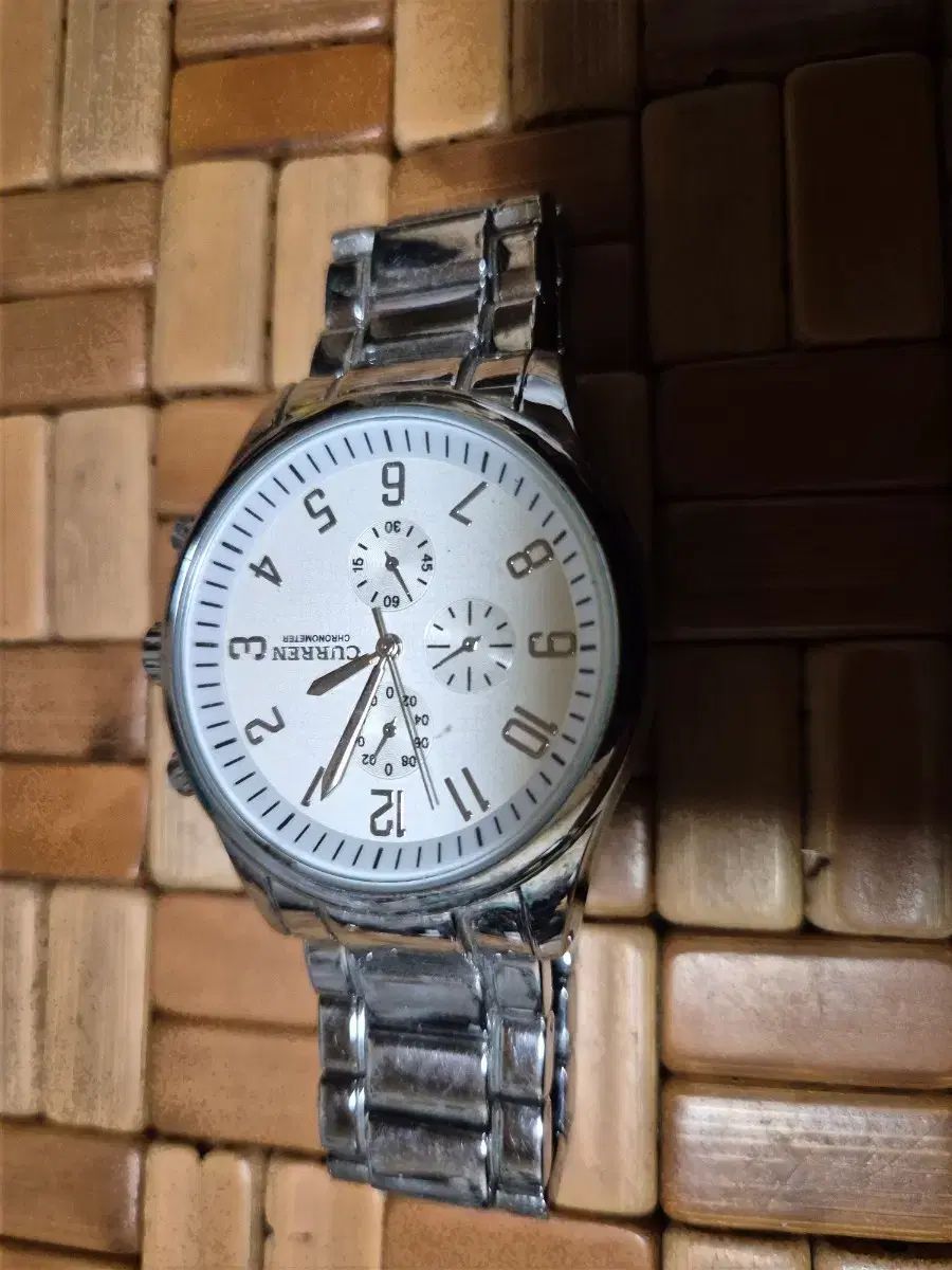 CURREN 쿼렌 メンズ メタル リストウォッチ
