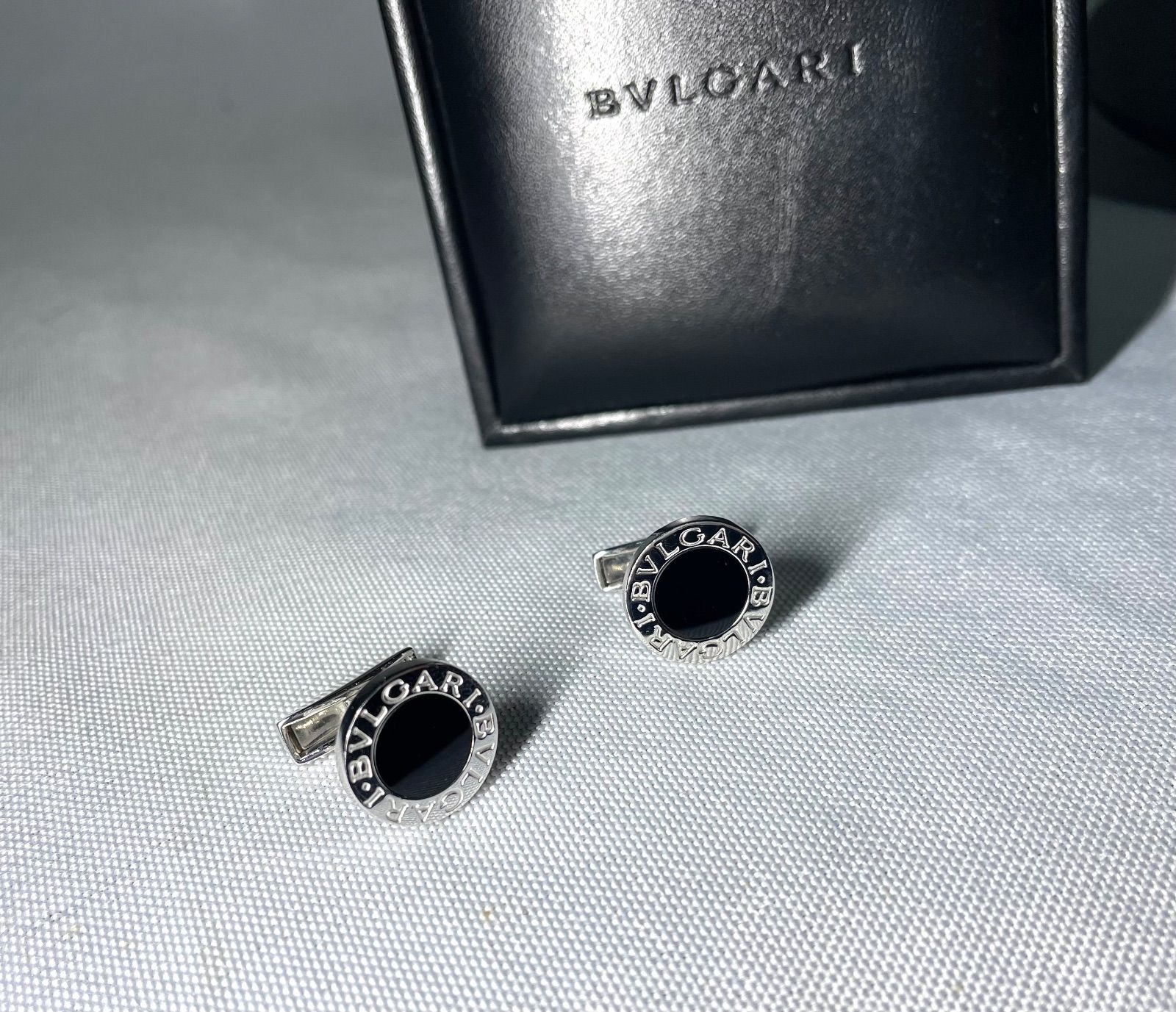 BVLGARI シルバー カフス ブルガリ専用ケース付き　新品未使用 BVLGARI シルバー カフス ブルガリ専用ケース付き 新品未使用 BVLGARI