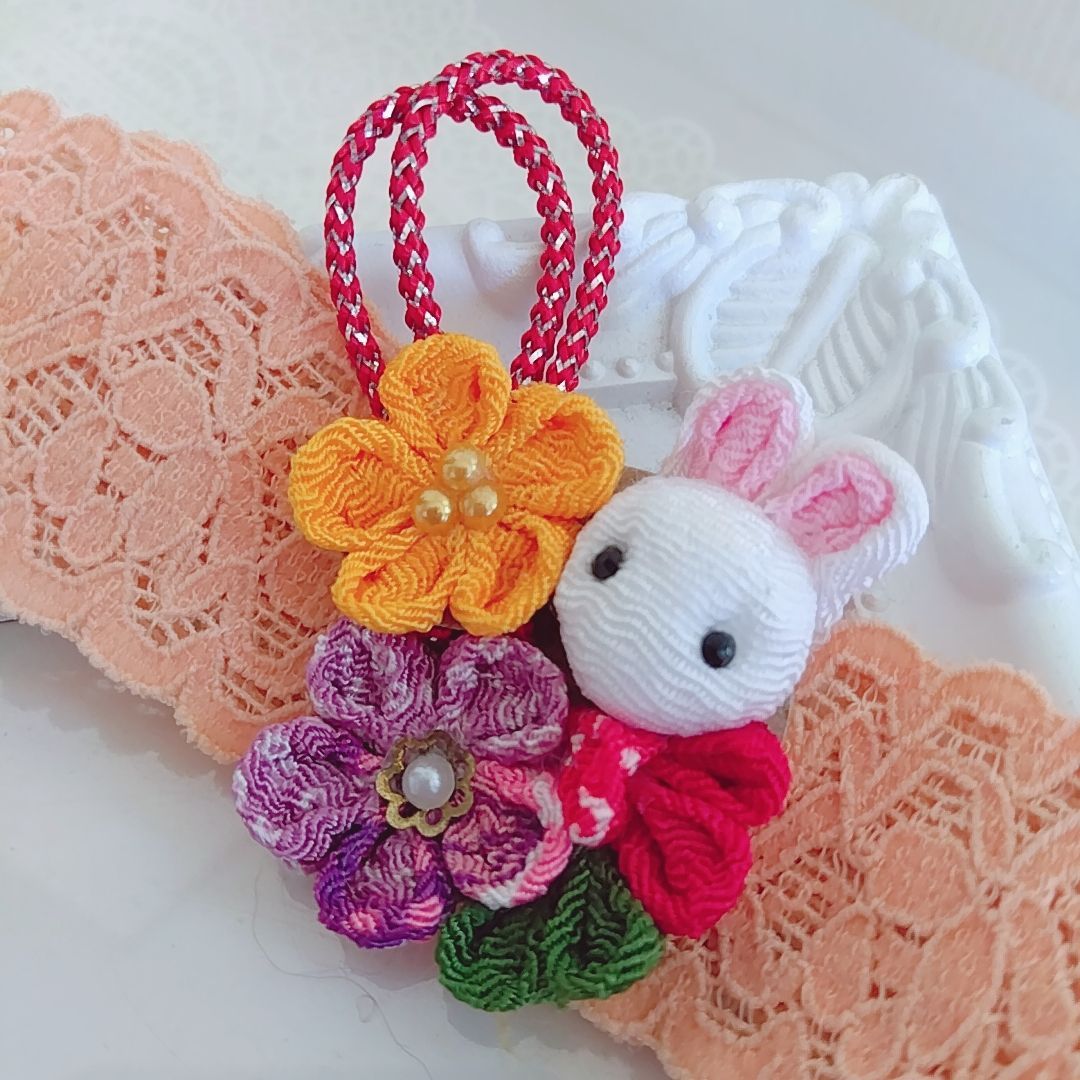 つまみ細工髪飾り﻿ うさぎ さん ➆ベビーバンド ベビークリップ - メルカリ