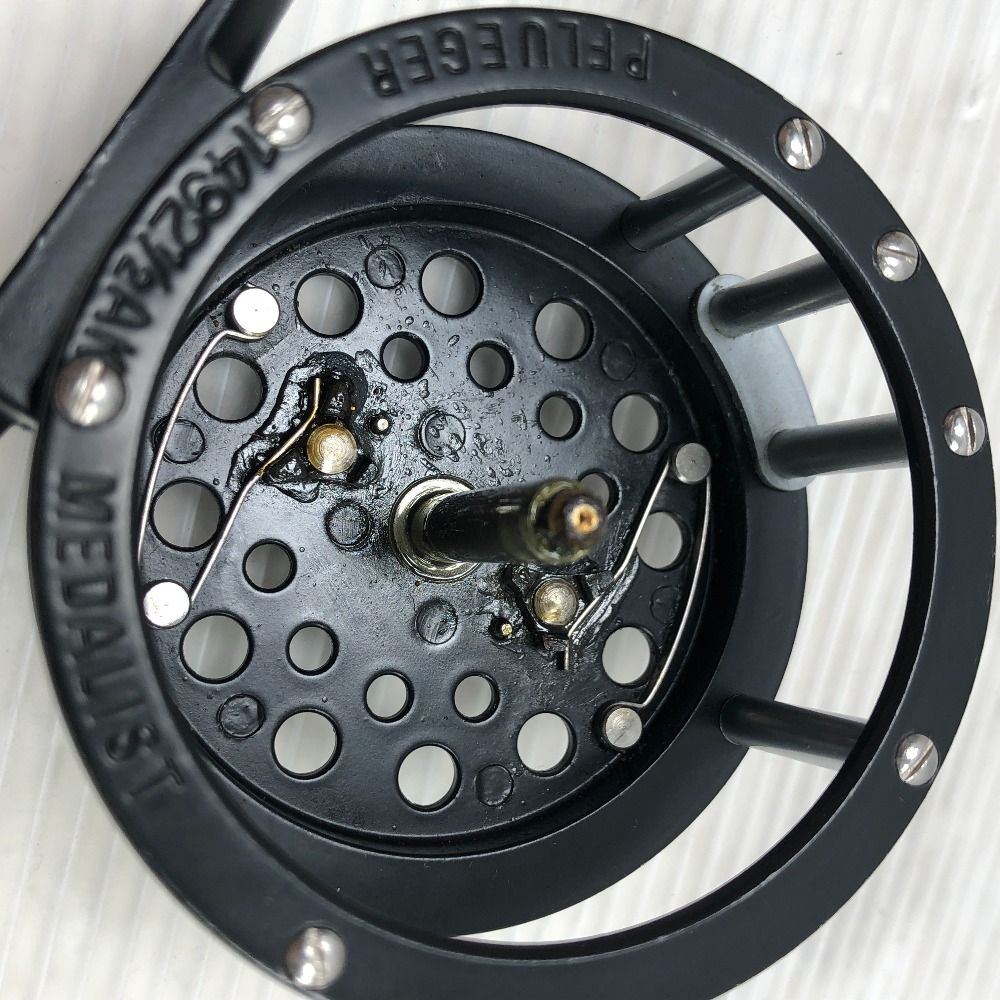 ΣΣPFLUEGER フルーガー フライリール メダリスト No.1492 1/2AK - メルカリ