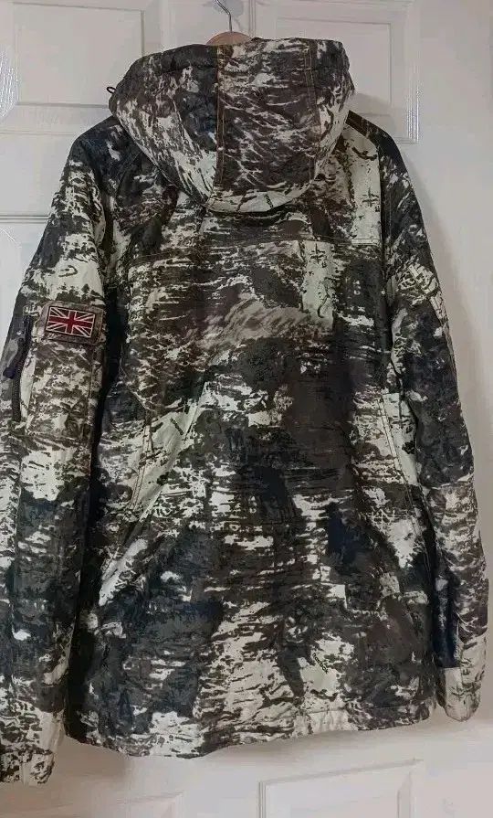 リアルツリー リーボック カモフラ フード ジャケット 105サイズ