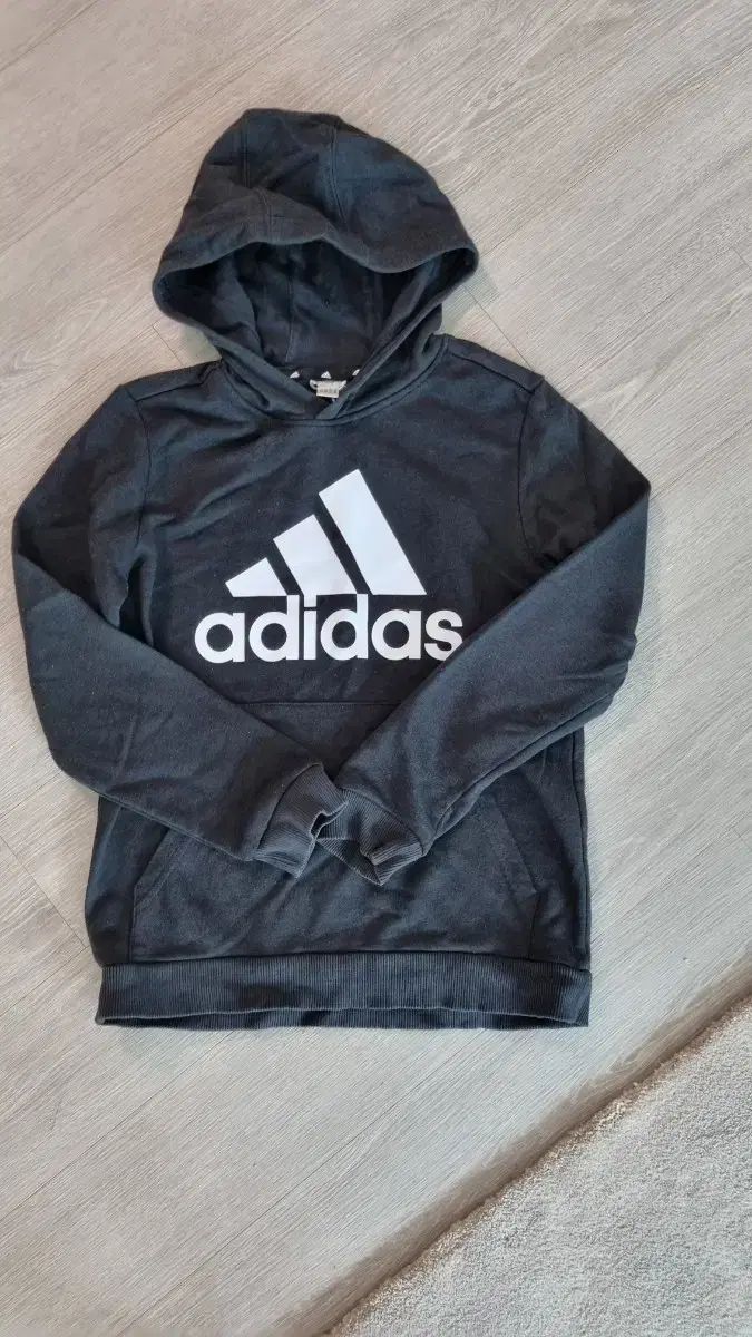 限定セール，2026 正規品 キッズ adidas フーディー Tシャツ Tシャツ