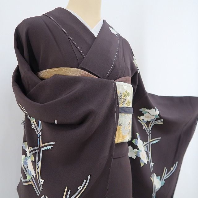 手描き友禅 正絹 着物“純粋無垢な笑顔とチャームポイントを持つ桜”訪問着O-3 楽天市場】【レンタル 高級正絹 訪問着 フルセットレンタル】訪問着 総