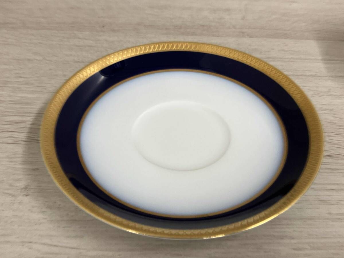 大倉陶園 瑠璃片葉金蝕 カップ＆ソーサー . - メルカリ