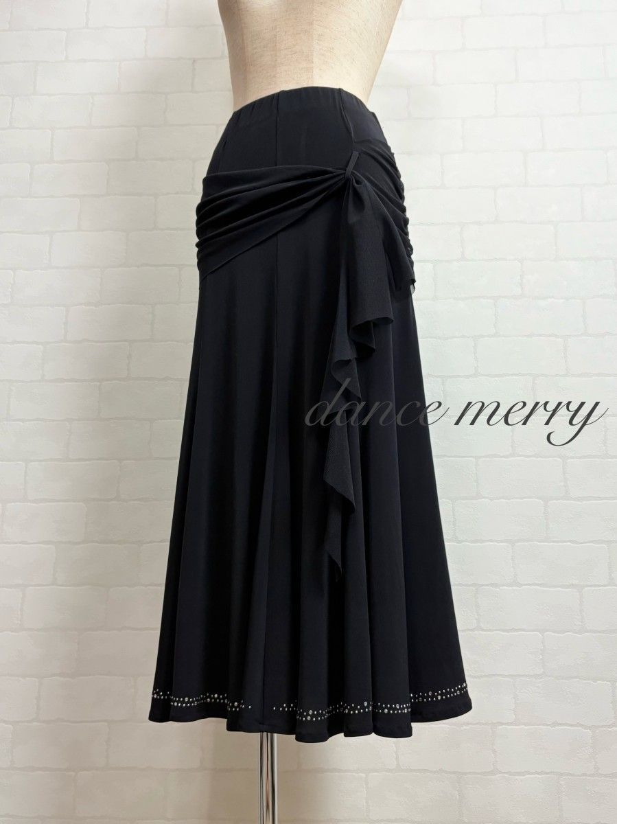 新品　社交ダンス　黒　スカート　シンプル　レッスン　パーティ　キラキラ　1487 新品 社交ダンス 黒 スカート レッスン シンプル キラキラ パーティ