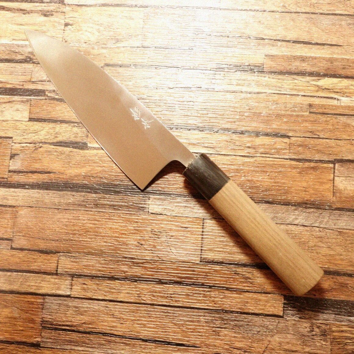 杉本 出刃包丁 研ぎ済 水牛柄 鏡面仕上げ ハガネ 片刃 185mm - メルカリ