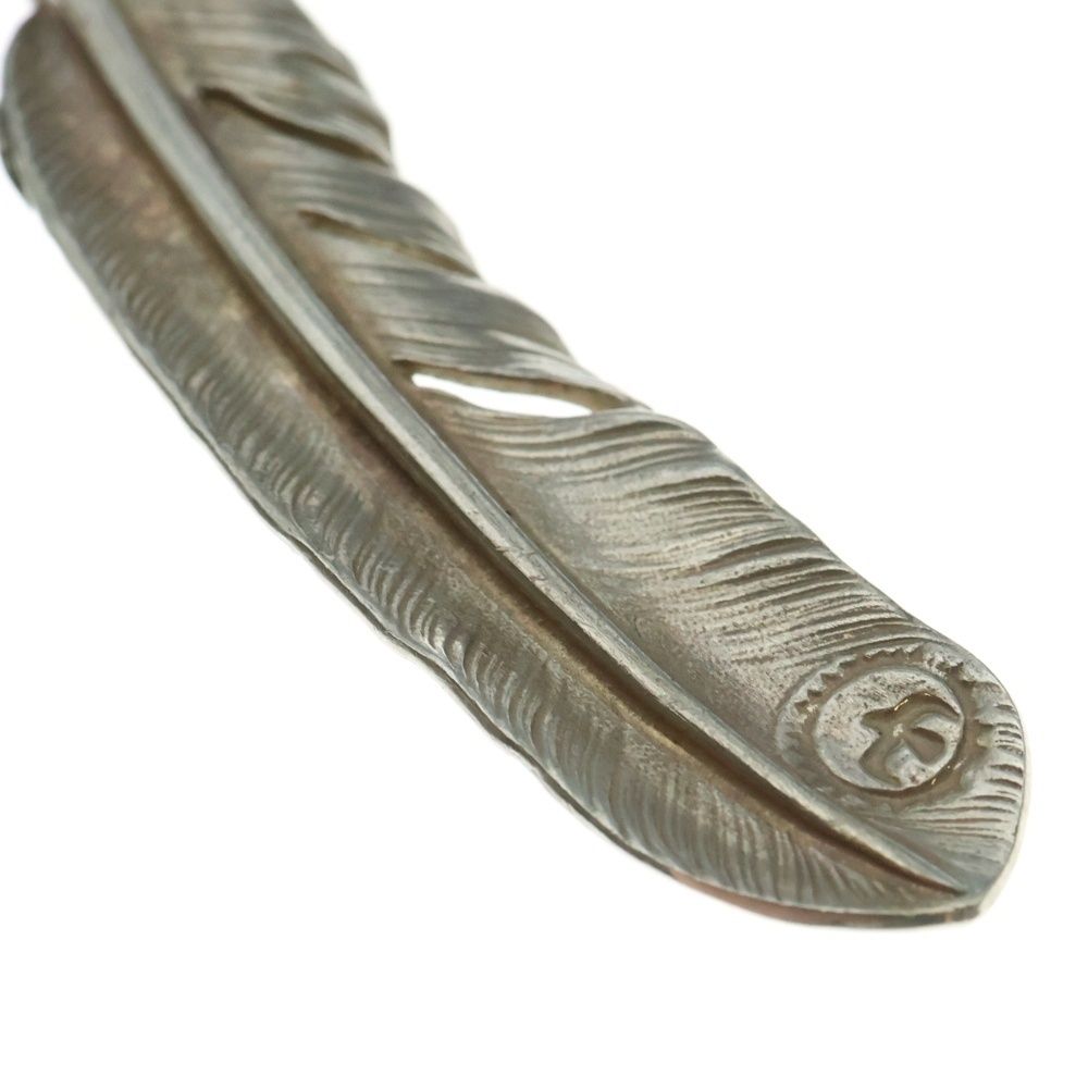 goro's (ゴローズ) 【現行】上銀特大フェザー 右向き ペンダントトップ