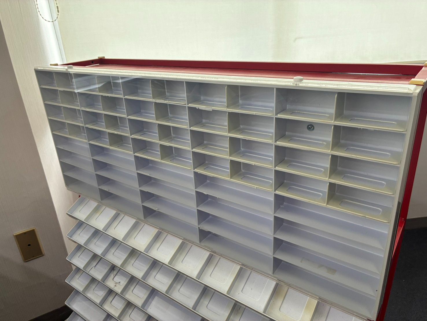 トミカ　店舗用　什器 トミカ 店舗用品 非売品】 陳列什器 ディスプレイラック 大容量