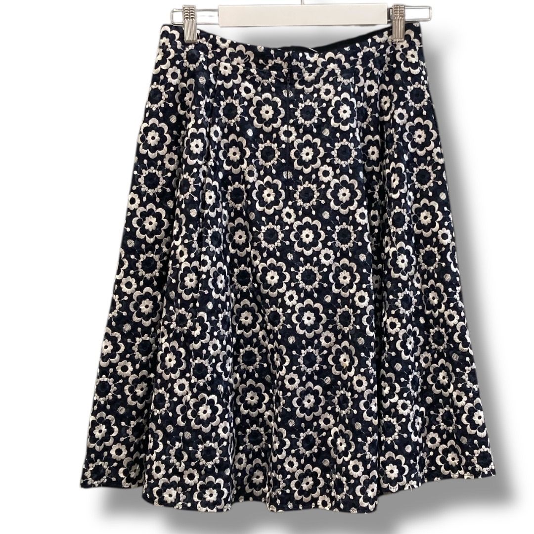 M'sGRACY☆花柄刺繍 ネイビー Aラインスカート M'sGRACY☆花柄刺繍 ネイビー Aラインスカート M'sGRACY☆花柄刺繍