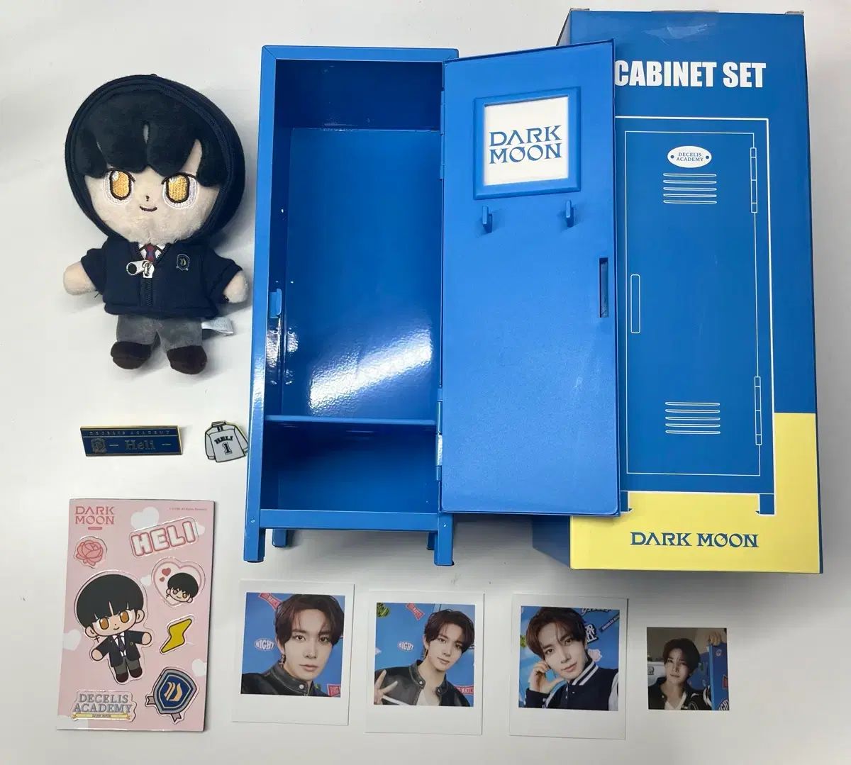 DARK MOON HELLIE ぬいぐるみ キャビネット セット バッジ ENHYPEN