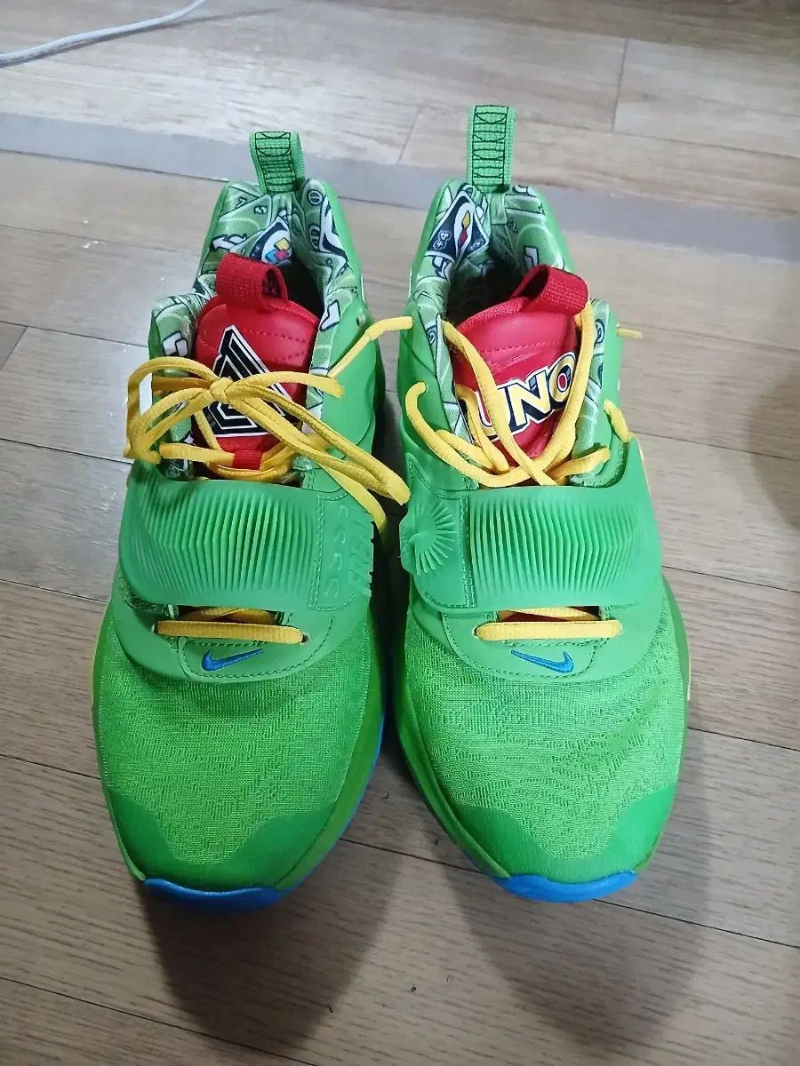 UNO 0 | ズーム × Freak ナイキ Zoom bbkicks-news フリーク フリップ 