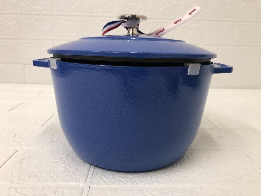 Staub ストウブ ラ・ココット DE GOHAN 20cm ブルーベリー - メルカリ
