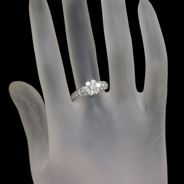 モニッケンダム Pt900 ダイヤモンド リング 1.38ct フラワー - メルカリ