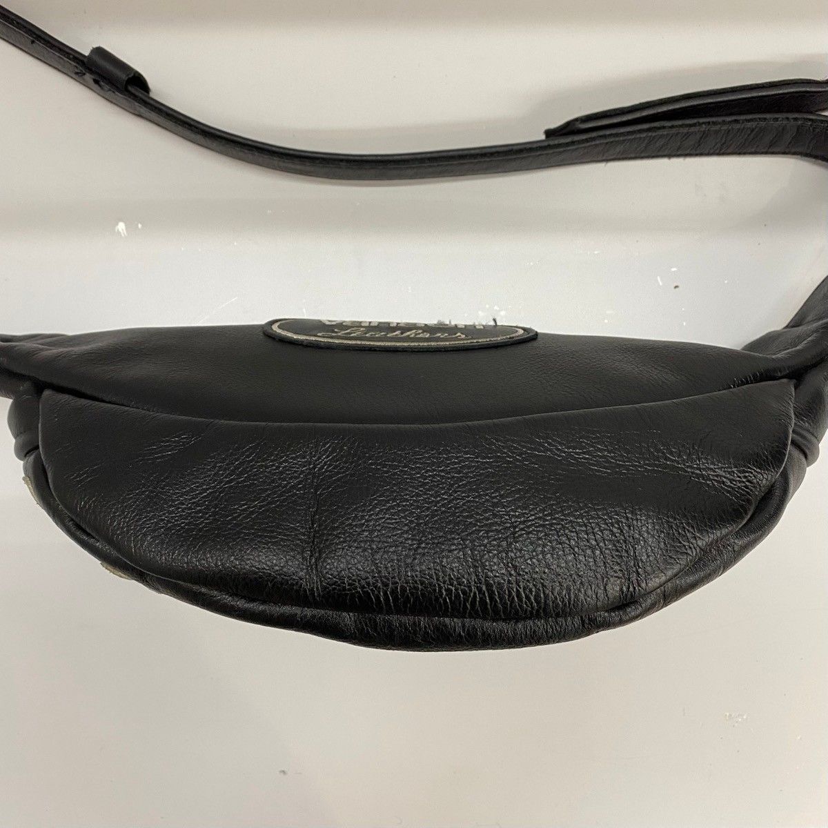 vanson ブラック ボディバッグ backdrop バンソン VANSON BACKDROP 別注 クロスボーン レザー ウエストバッグ