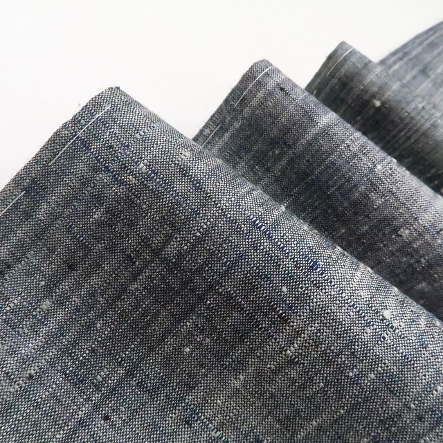 ❁tomihisa❁ 米沢 新田 縦縞 着物 不変を紡ぐ手引の技…時代を超えて風情を奏でる”正絹 証紙付 仕付け糸付 真綿手引紬 4281