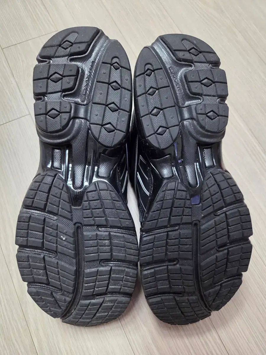 リーボック プレミア ロード PLUS (265) 出品