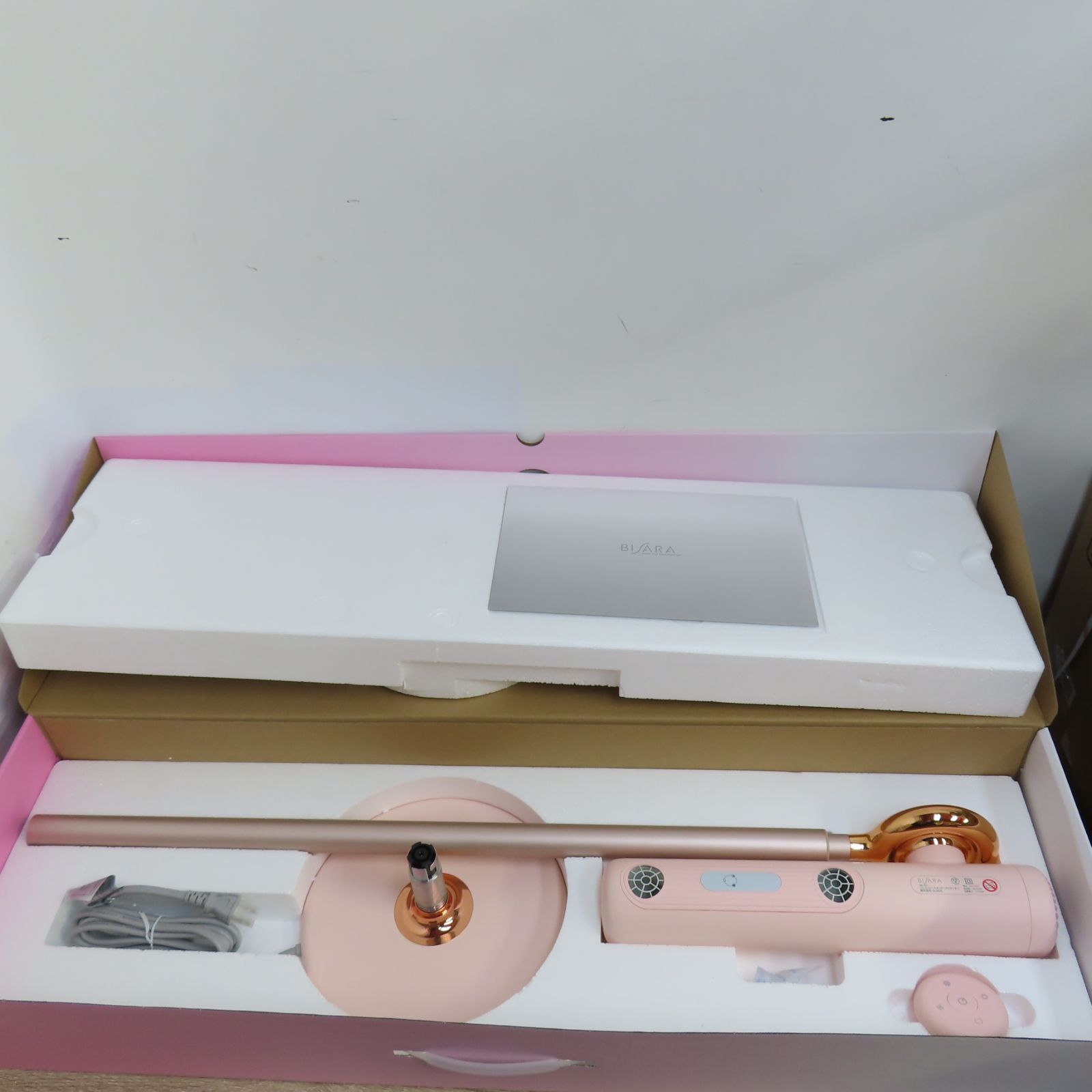 未使用展示品 QUADS quad' クワッズ BISARA ハンズフリー スタンド