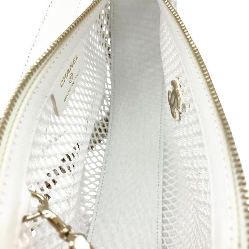 新品】CHANEL シャネル チェーンクラッチ メッシュ＆シャイニー