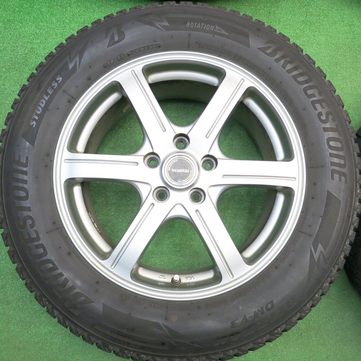 キレイ☆スタッドレス 225/65R17 ブリヂストン ブリザック DM-V3