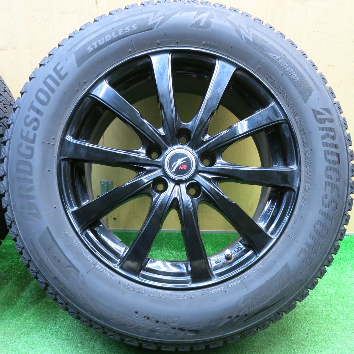 バリ溝！22年！9分☆スタッドレス 225/65R17 ブリヂストン ブリザック