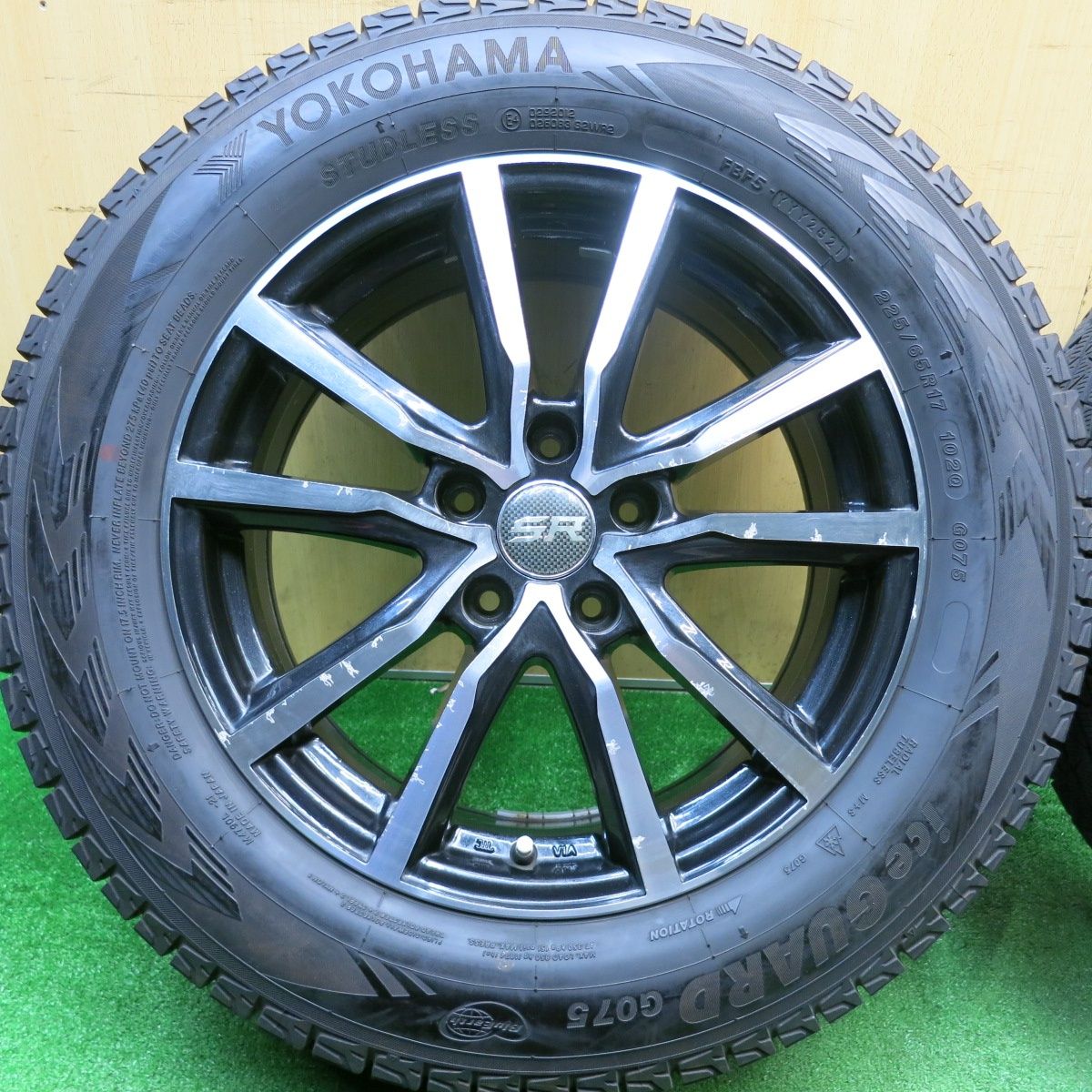 バリ溝！21年！9.5分☆スタッドレス 225/65R17 ヨコハマ アイスガード