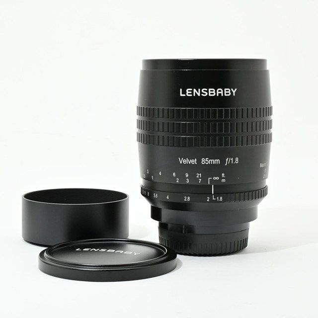 Lensbaby Velvet 85 85mm F1.8 フジフィルム X用 Lensbaby Velvet 85 85mm F1.8 フジフィルム X用 Amazon.com