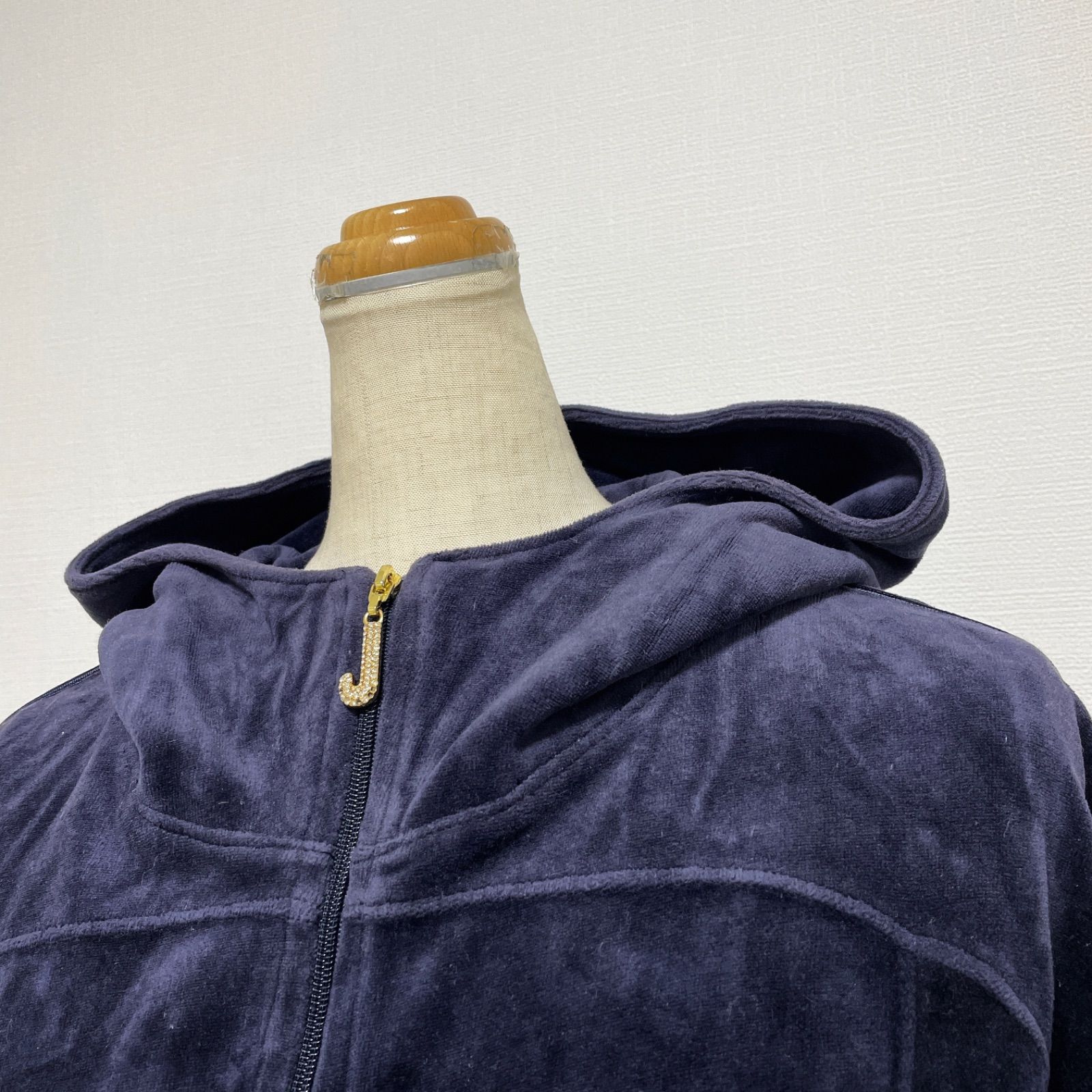 JUICY COUTURE ジューシークチュール ベロアパーカー 刺繍 ネイビー