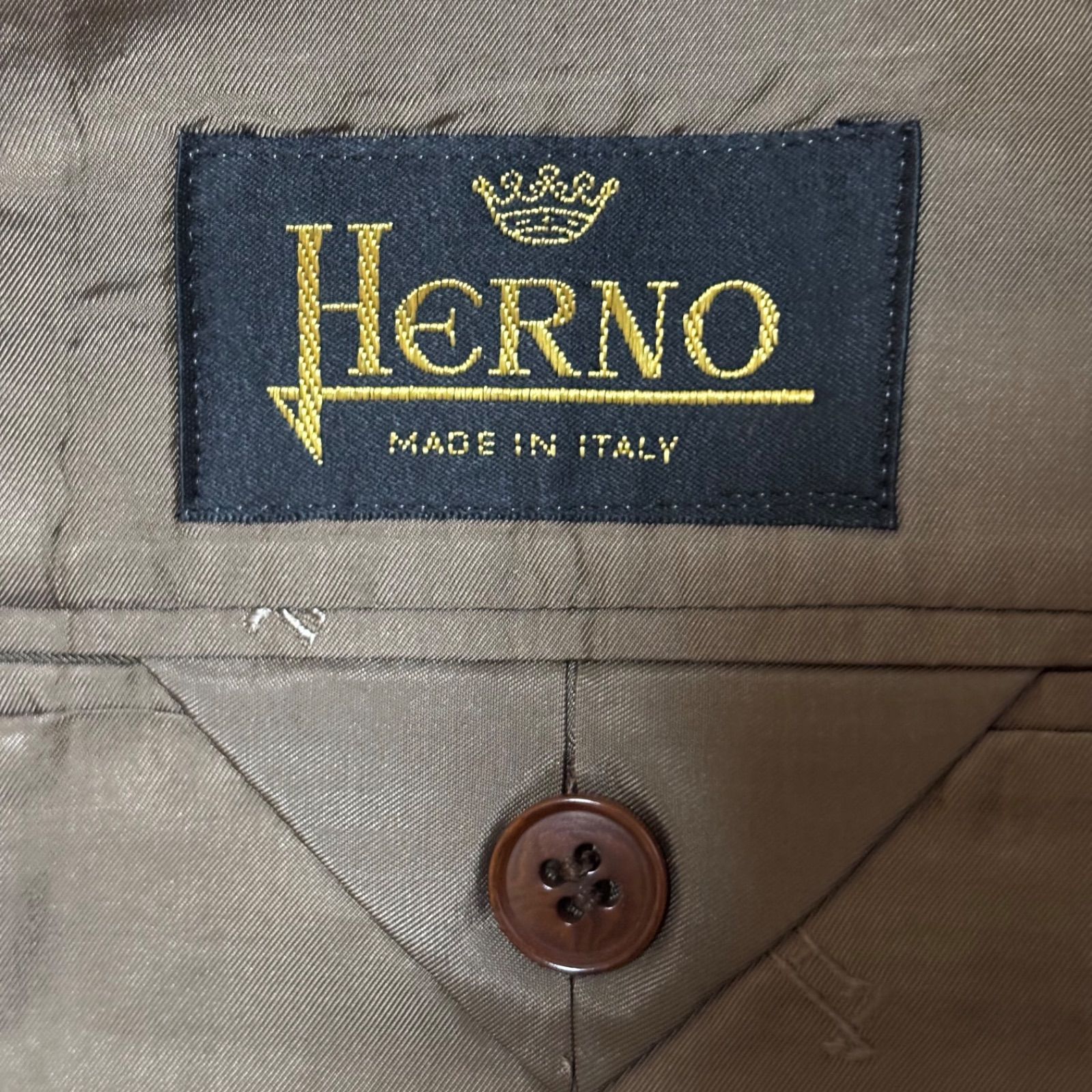 HERNO ヘルノ テーラードジャケット カシミヤ100% ZM1694 HERNO ヘルノ テーラードジャケット カシミヤ100％ イタリア製
