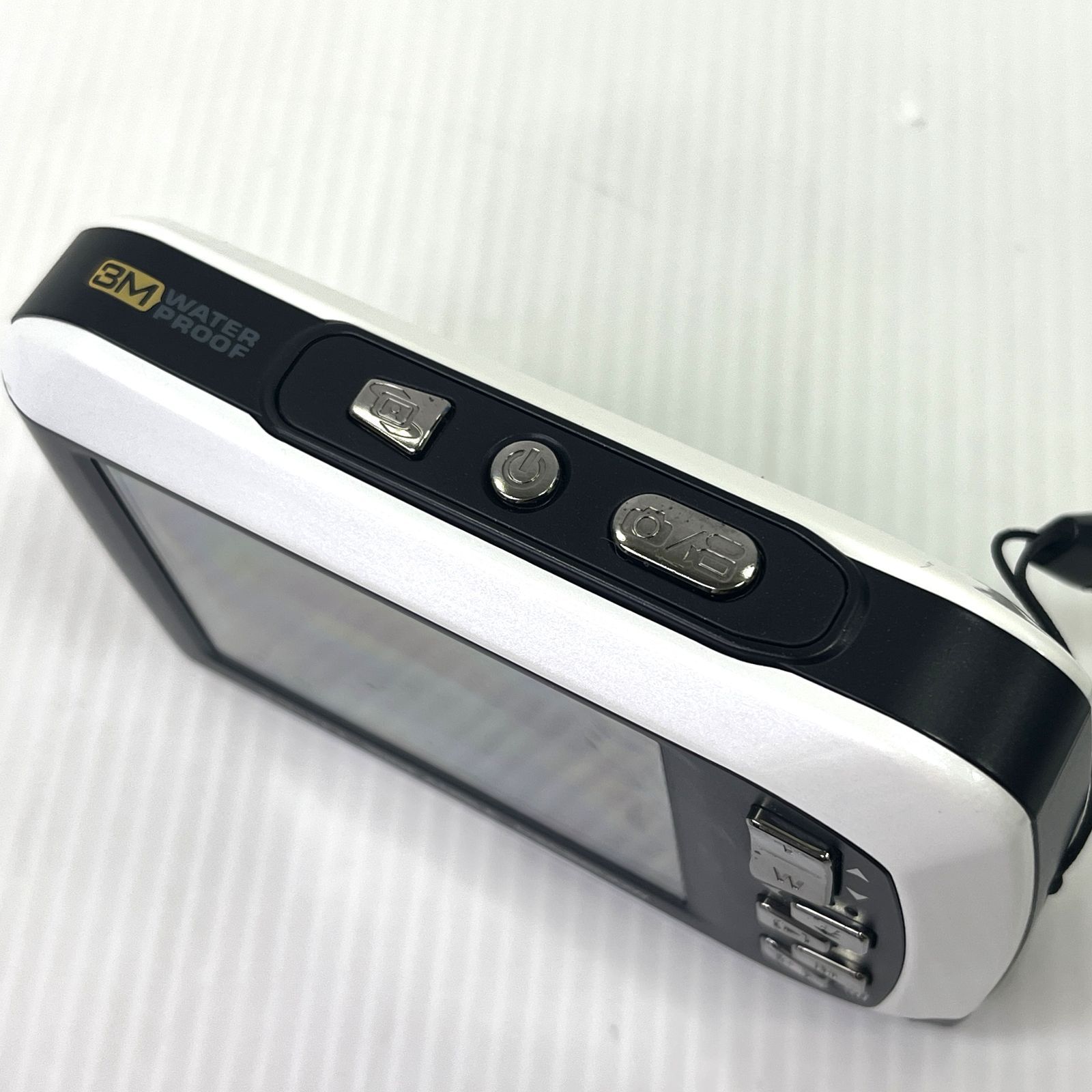 中古品】Kenko DSC 880DW デュアルモニター 防水 デジタルカメラ