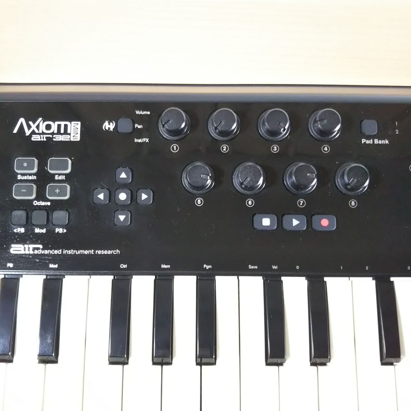 M-AUDIO Axiom AIR Mini 32ミニ鍵盤キーボード・コントローラ32鍵（箱