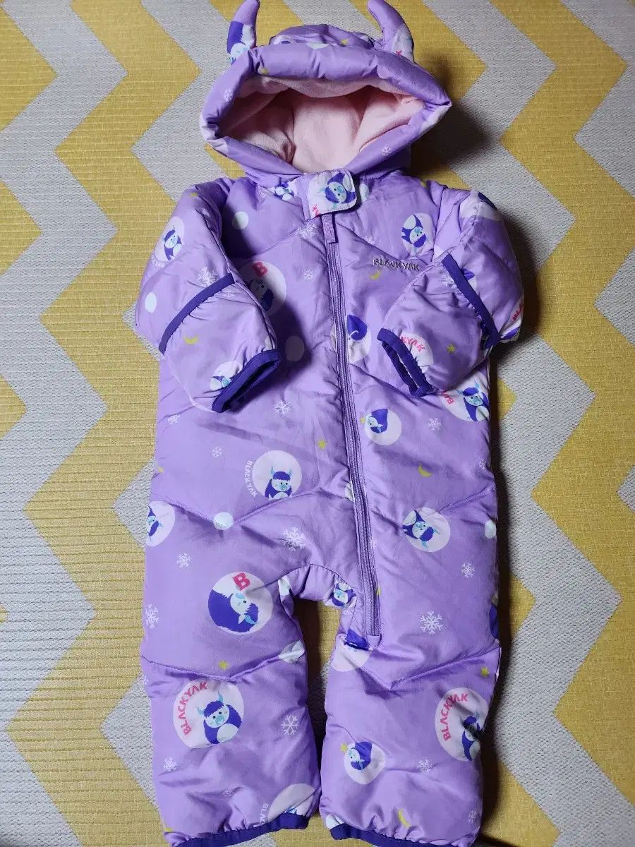 BLACK YAK ブラックヤク 宇宙服 12M