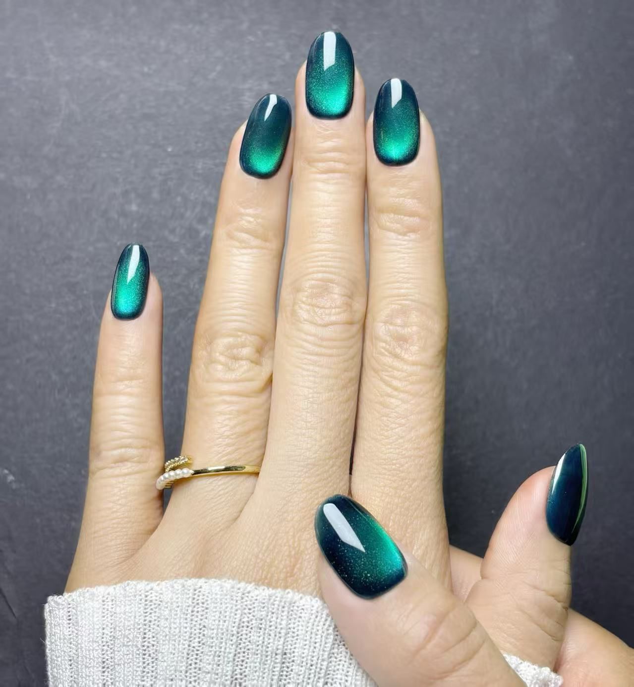 [Spring Fair] OHMI GALLERY Magnetic Nail Tips, Short Oval, One Color, 100% Handmade, Luxurious, Unisex, NTSOMSC, Ice Lake