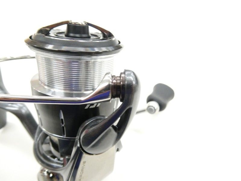 ダイワ 24ルビアス　LT2000S-P (04-8412120007) ダイワ 24 ルビアス LT2000S-P (Daiwa スピニングリール 釣り)