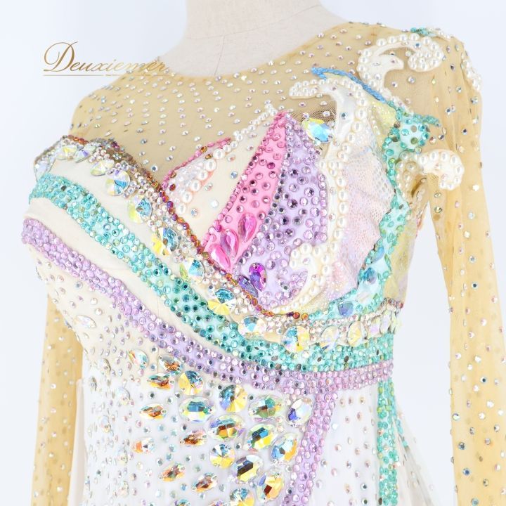 スタンダードドレス✨発表会やダンスパーティーデモにぴったり！ スタンダードドレス✨ダンスパーティーや発表会、デモにオススメ