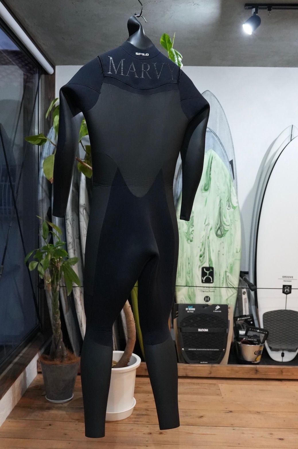 中古品 格安 早いもの勝ち ウエットスーツ セミドライ MARVY マービー