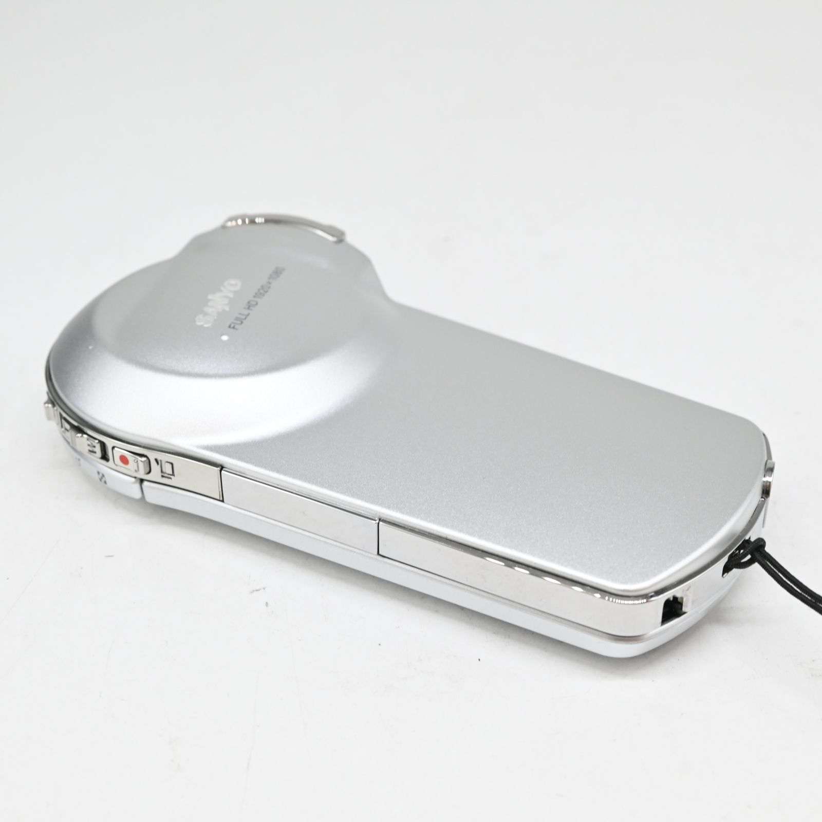 美品】SANYO デジタルムービーカメラ Xacti CS1 シルバー DMX-CS1(S