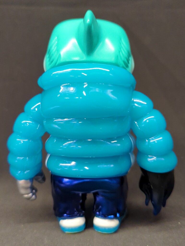 その他 GYAROMI momoco studio G-SHARK Shark Boy by J.T Studio x Momoco Studio - Vinyl Pulse