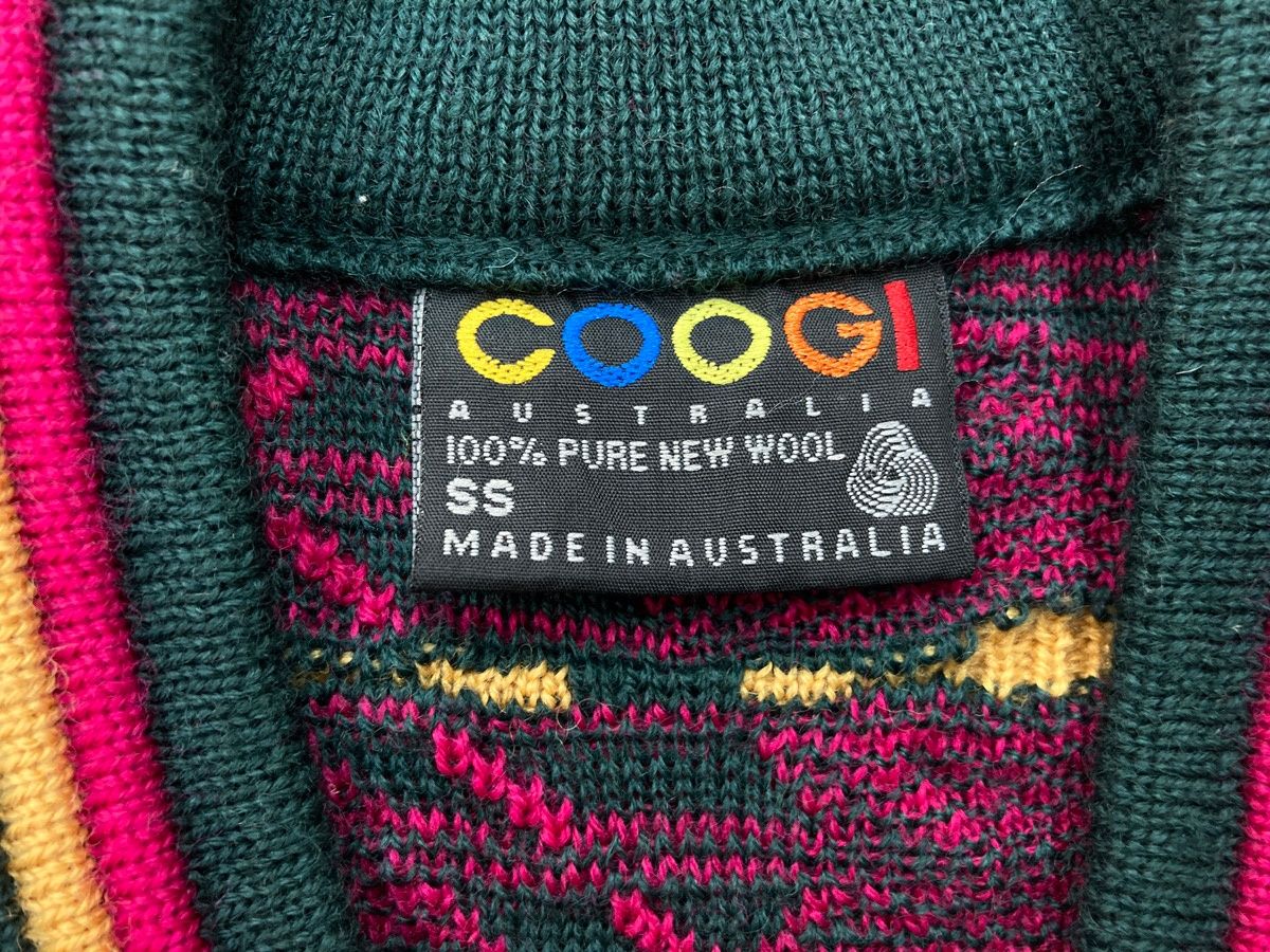 クージー COOGI 3Dニット 立体ニット クレイジーニット Vネック